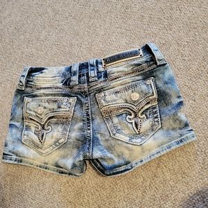 Womens rock revival shorts size 25